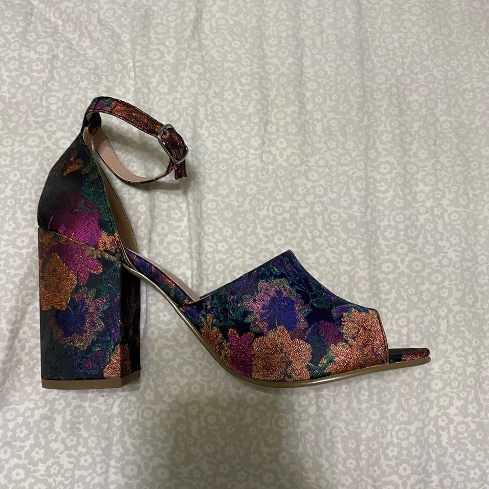 MADDEN GIRL HEELS